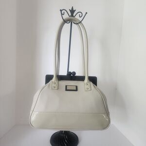 LuLu Retro Stone Color W/Lucite Kiss Lock & Magnetic Closer